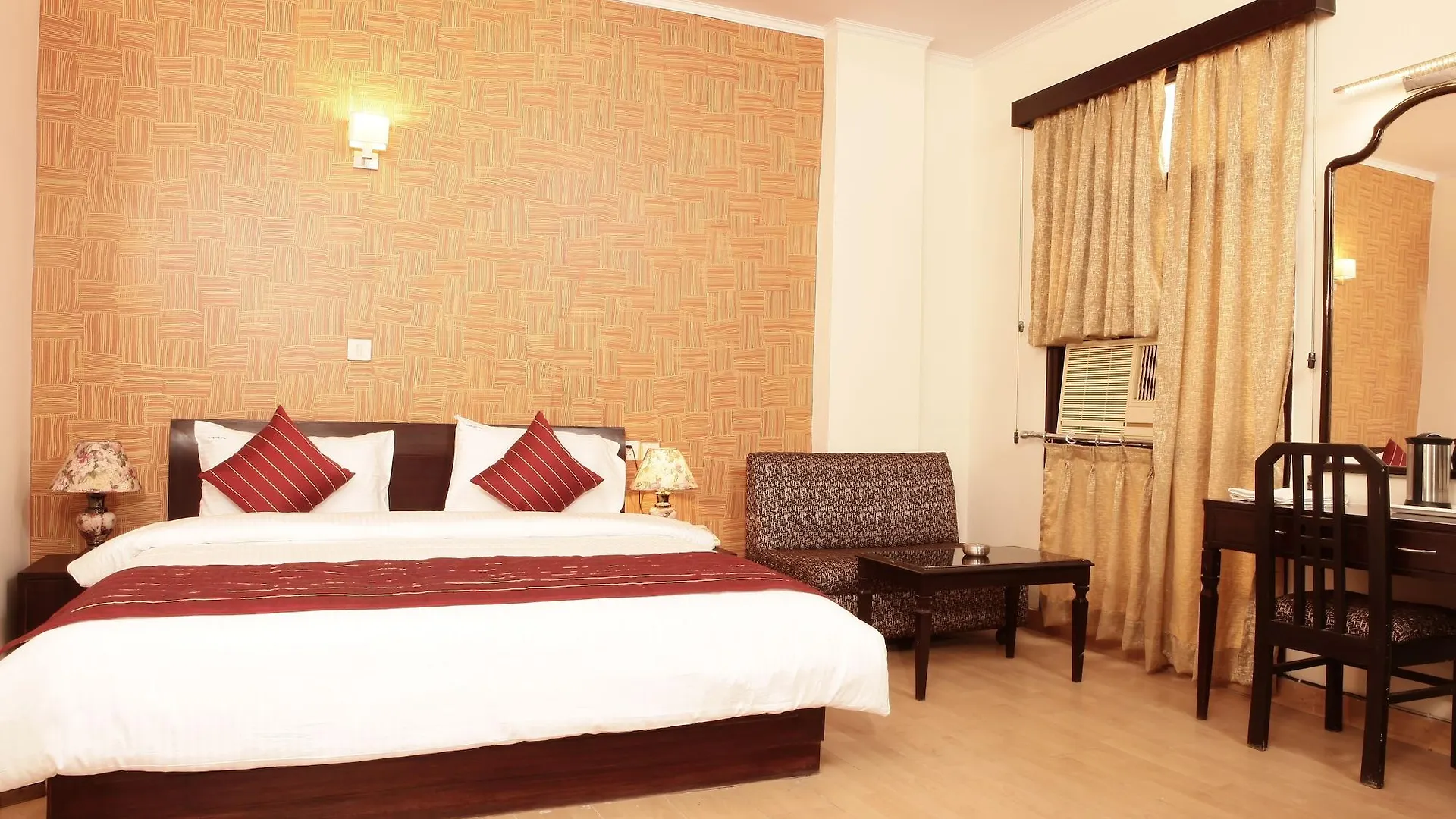 Fabhotel Delhi Darbar Near Karol Bagh Market 3*, Deli