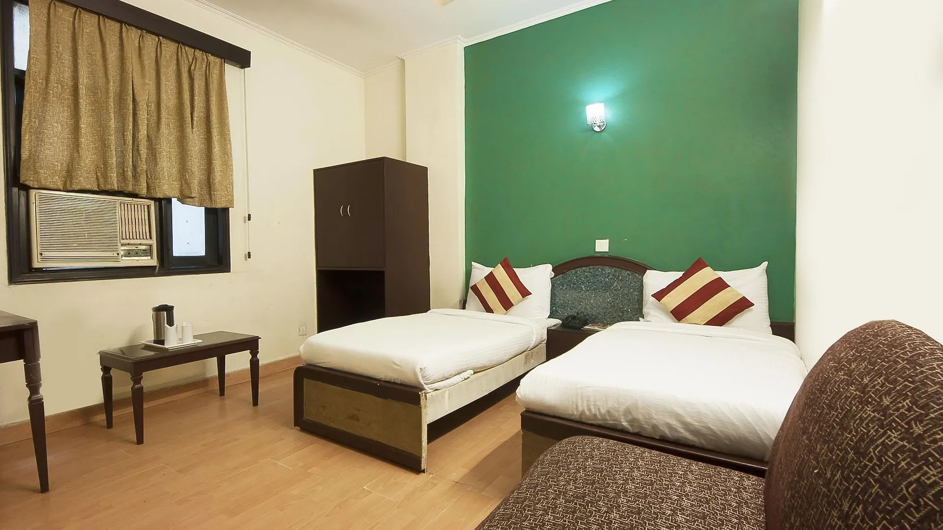 Fabhotel Delhi Darbar Near Karol Bagh Market Hotel Deli