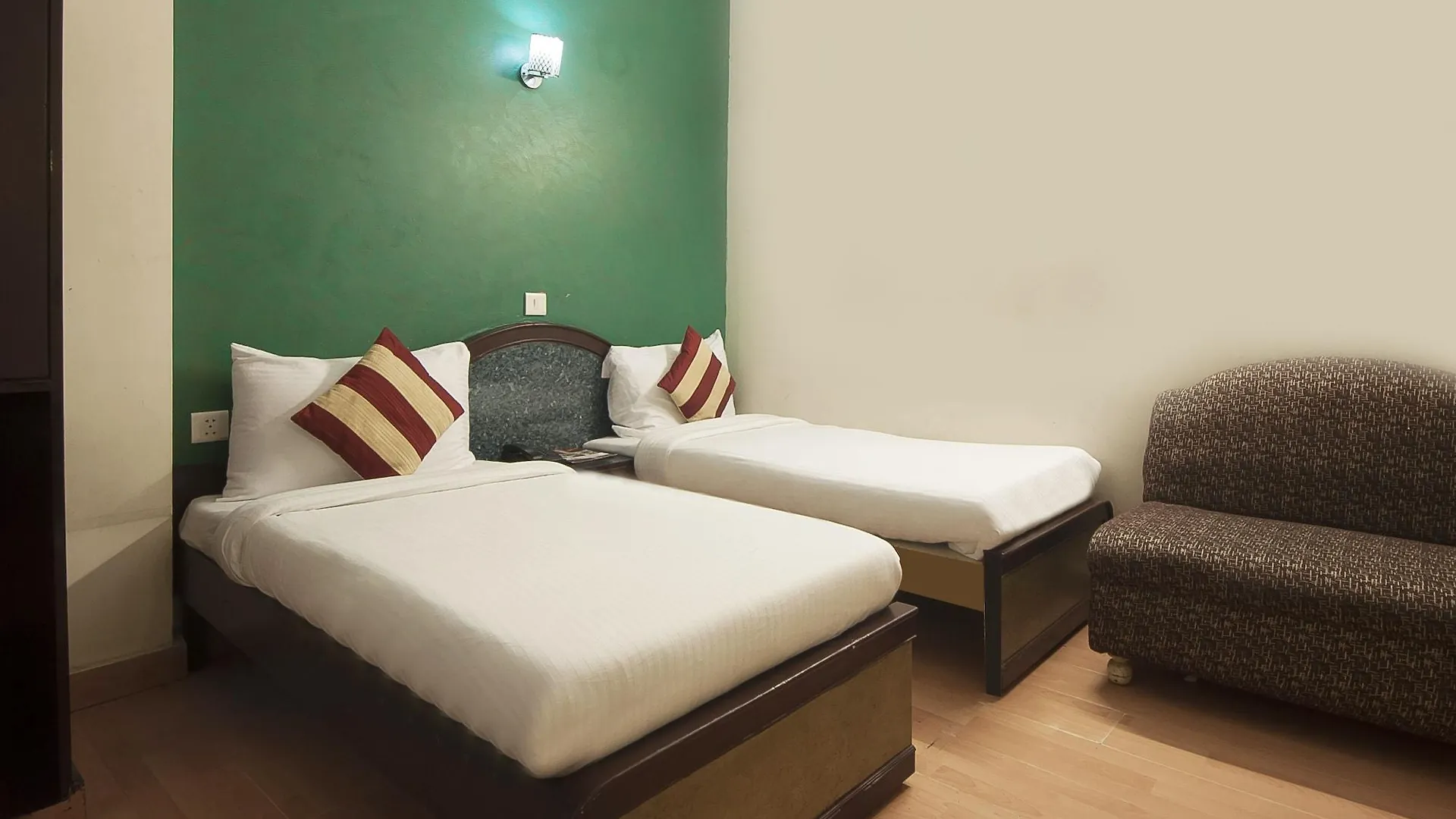 Fabhotel Delhi Darbar Near Karol Bagh Market 3*, Deli Índia