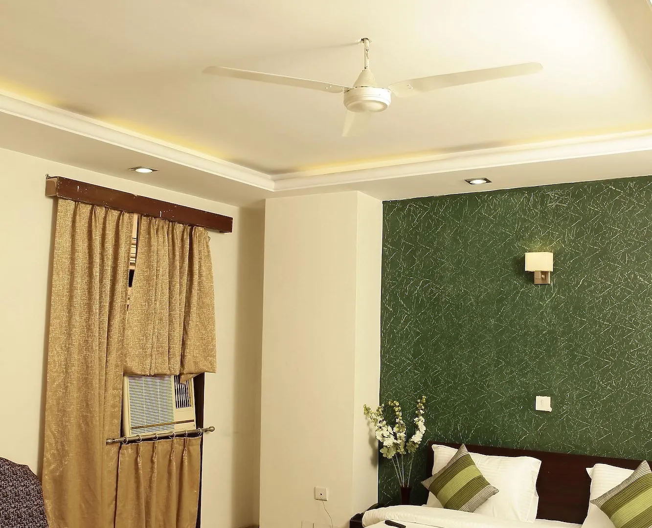 Fabhotel Delhi Darbar Near Karol Bagh Market 3*, Deli