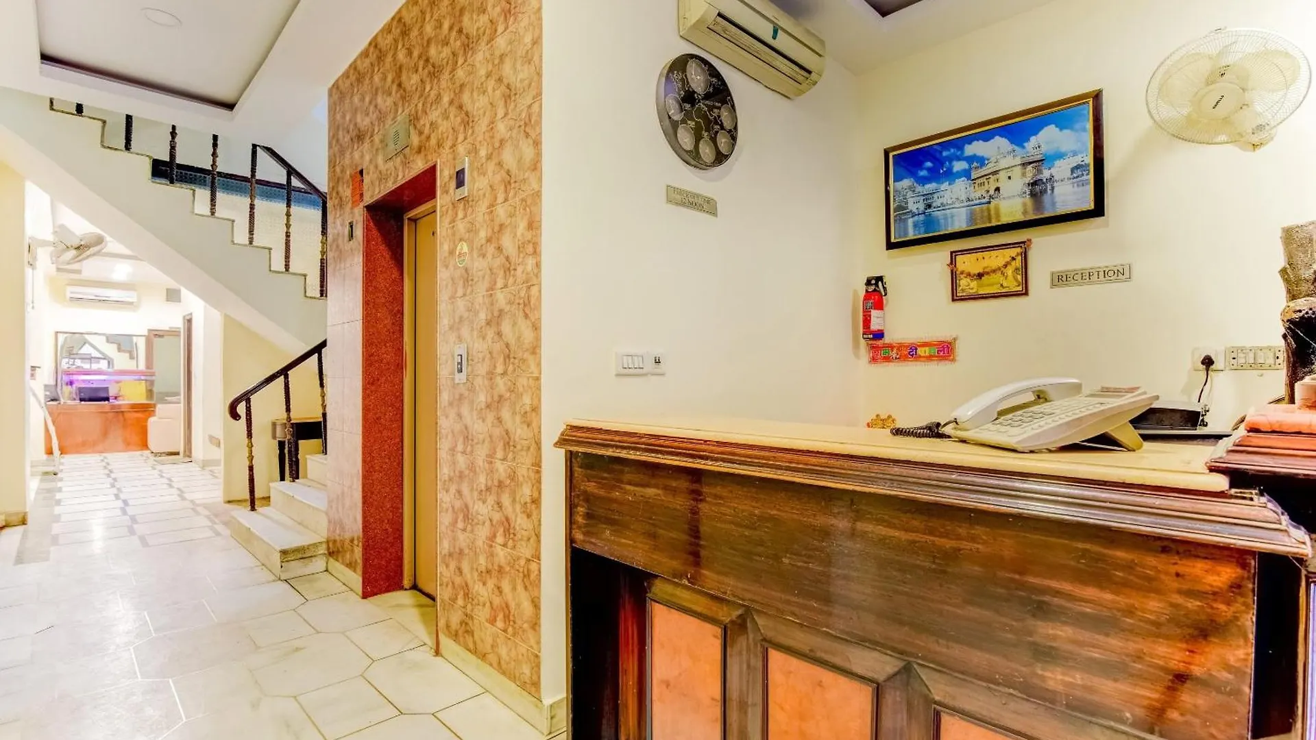 Fabhotel Delhi Darbar Near Karol Bagh Market Deli
