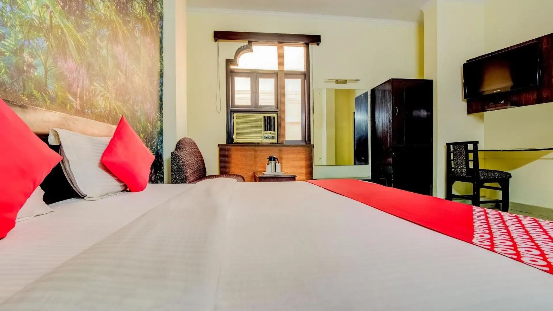 Fabhotel Delhi Darbar Near Karol Bagh Market