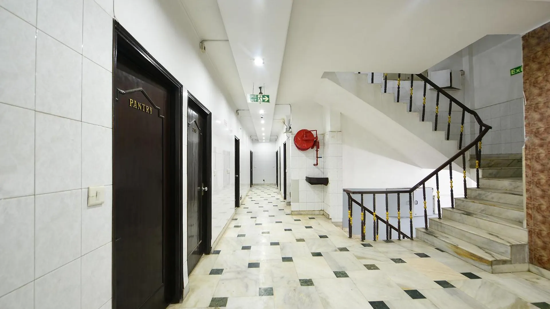 Fabhotel Delhi Darbar Near Karol Bagh Market 3*, Deli Índia