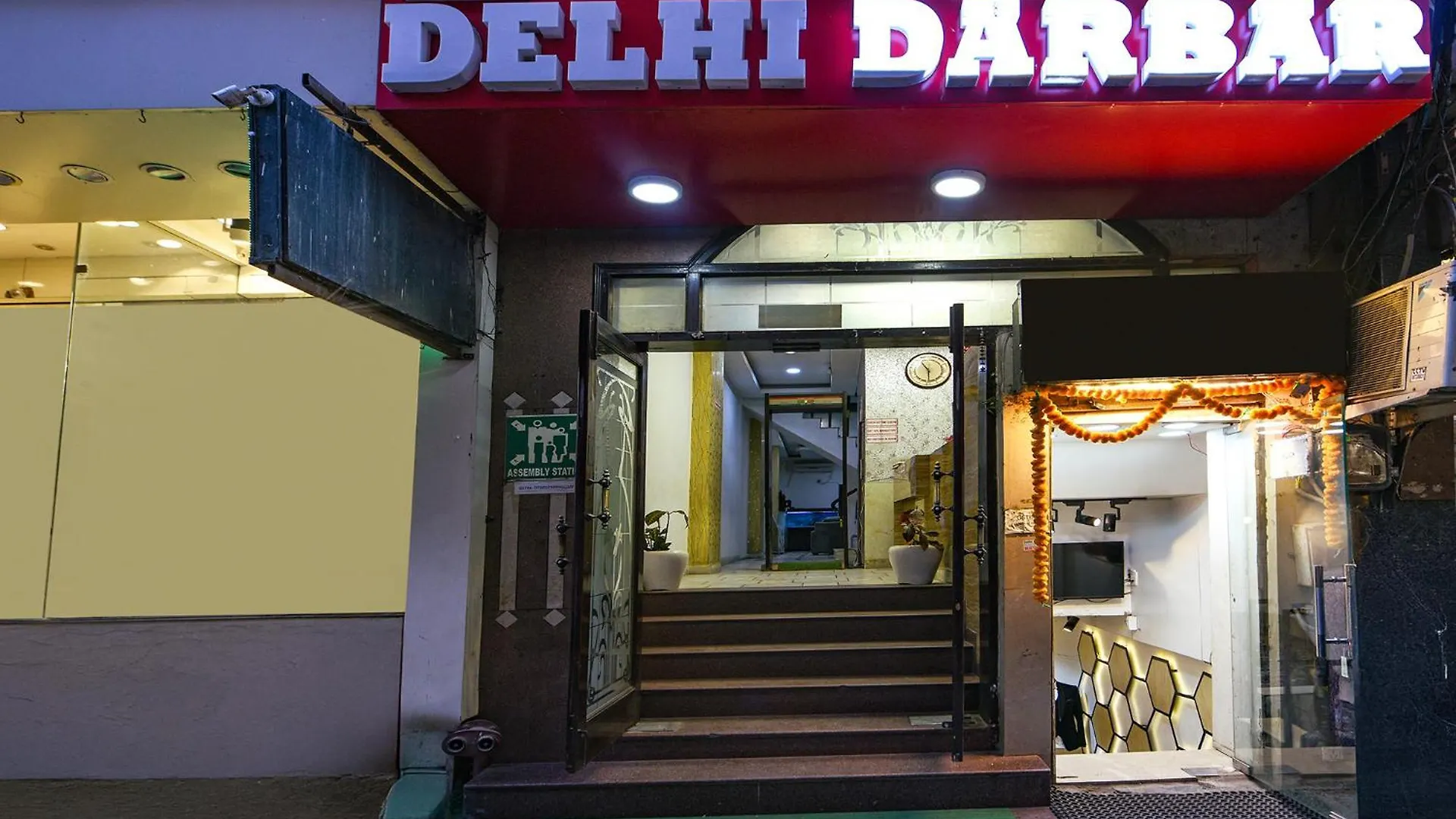 Hotel Fabhotel Delhi Darbar Near Karol Bagh Market